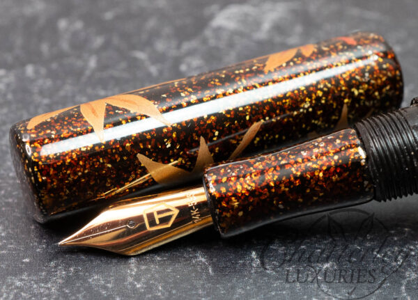 Tamenuri Studio Maki-e "Autumn" Fountain Pen
