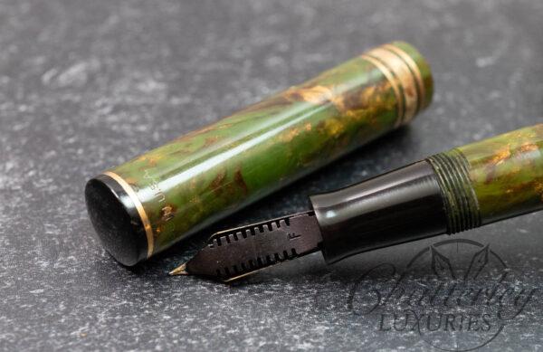 Wahl-Eversharp Decoband Gold Seal Signature Brazilian Green Fountain Pen (1920s–30s, Vintage) - Image 3