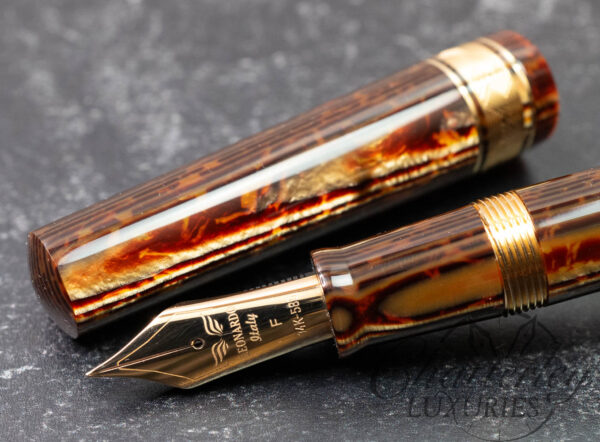 Leonardo Momento Zero Grande Cuspide Arco Brown Celluloid Limited Edition Fountain Pen