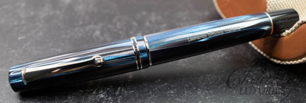 Leonardo Momento Zero Maestro Blue Abyss Celluloid Limited Edition Fountain Pen - Image 2