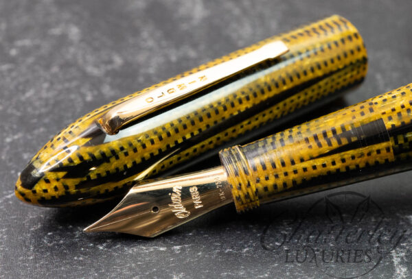 Mora Stylos "Oldwin" Classic Omas Burkina Celluloid Fountain Pen