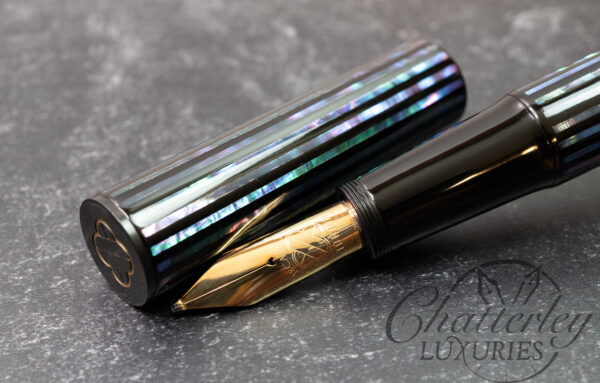Tohma Raden Kumataka 55 Black Fountain Pen