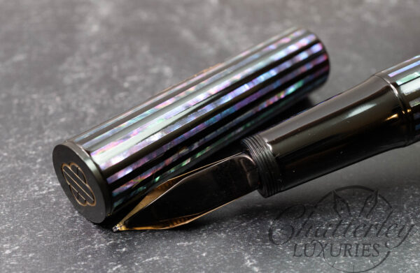 Tohma Raden Kumataka 55 Black Fountain Pen - Image 8