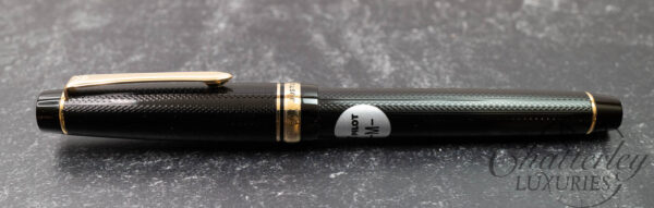 Pilot Justus 95 Black Fountain Pen - Image 2