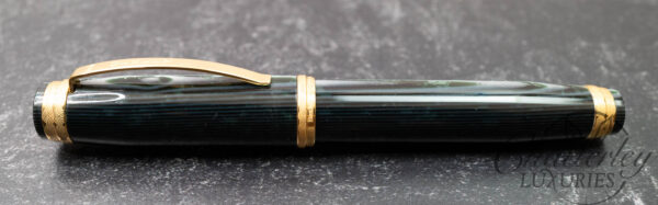 Bexley Golden Age Arco Green Limited Edition Fountain Pen - Image 2