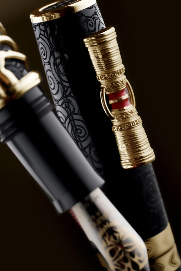 Delta Simbu Indigenous People Collection 2025 "Dancing Skeletons" Black and Vermeil Limited Edition Fountain Pen - Image 7