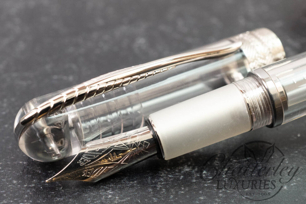 Pineider Avatar UR Demo Metal Fountain Pen