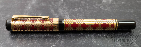 Vatican Museum "Ius suum unicuique tribute" Maroon Fountain Pen - Image 2