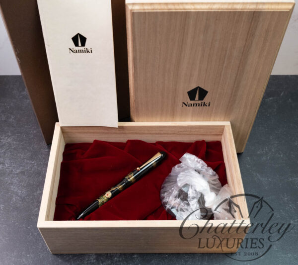 Namiki Yukari Royale Maki-e Morning Glory Fountain Pen - Image 10