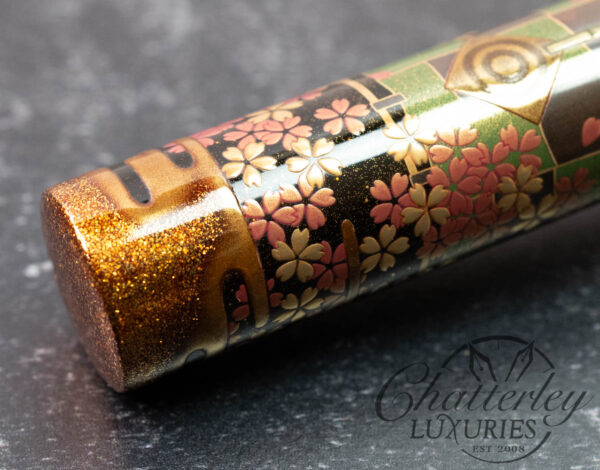 Namiki Emperor Maki-e Yabusame Limited Edition Fountain Pen - Image 9