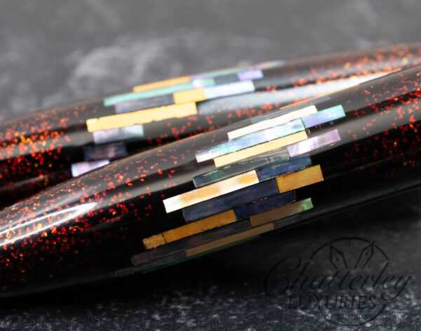 Platinum Izumo Hon-urushi Raden Maki-e Aurora Fountain Pen - Image 3