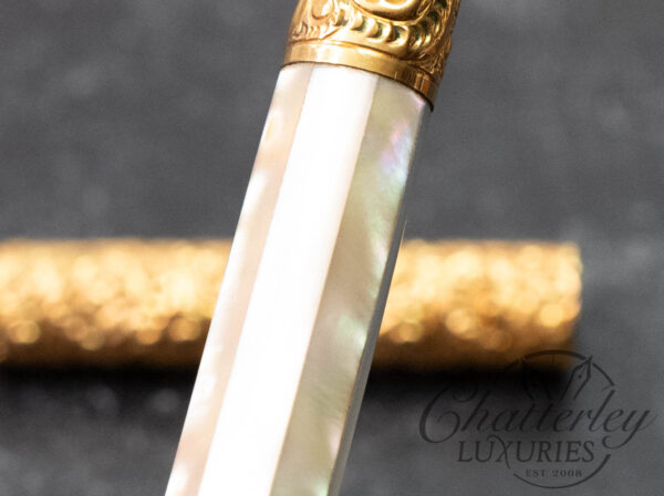 Century Pen Company Mother of Pearl Repoussé Fountain Pen - Image 4