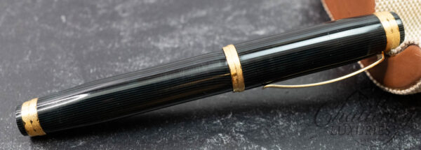 Bexley Golden Age "Waves" Arco Green Limited Edition Fountain Pen - Image 5