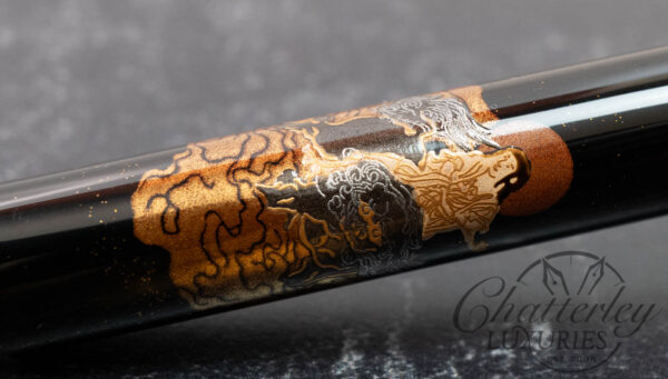 AP Limited Editions "The Writer" Maki-e/Urushi Celestial Musician with Fu Dog Fountain Pen - Image 4