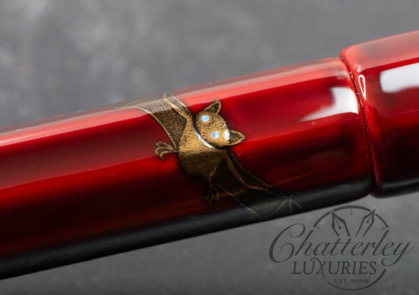 Danitrio Maki-e Flying Bats on Sho-Hakkaku (Octagon) With Gold Clip Fountain Pen - Image 7