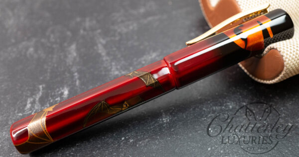 Danitrio Maki-e Flying Bats on Sho-Hakkaku (Octagon) With Gold Clip Fountain Pen - Image 3