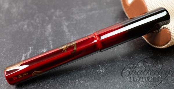 Danitrio Maki-e Flying Bats on Sho-Hakkaku (Octagon) With Gold Clip Fountain Pen - Image 4