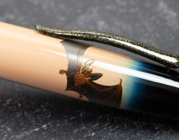 Danitrio Maki-e Bat with Peaches on Densho with Painted Clip Fountain Pen - Image 7