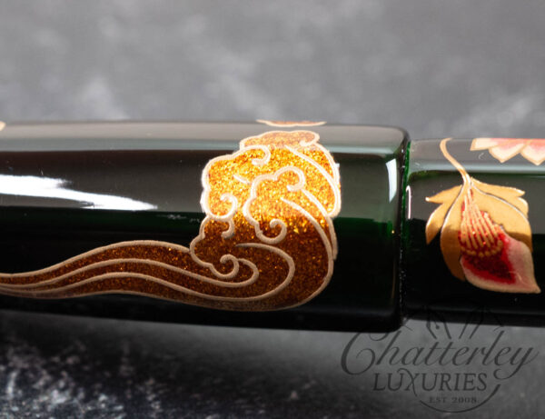 Danitrio Maki-e Ancient Flower Pattern Tame-nuri on Hakkaku (Octogon) Fountain Pen - Image 10
