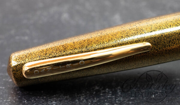 Danitrio Urushi Ishimeji-Nuri Black/Gold on Hakkaku (Octagon) with Gold Clip Fountain Pen - Image 4