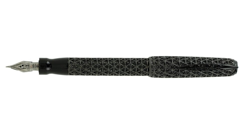 Closeout - Pineider Psycho Black & Black Fountain Pen