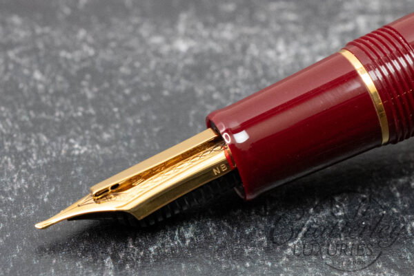 Sailor 1911L with 21k Naginata Emperor Nib Maroon Fountain Pen - Image 3