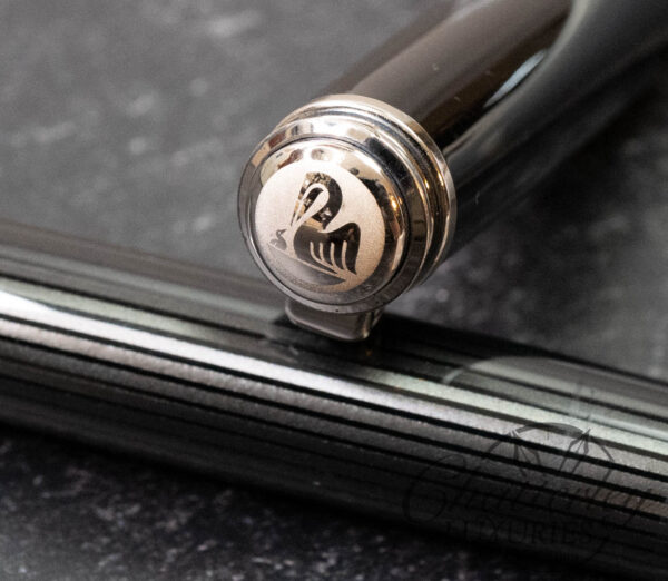 Pelikan Souverän M1005 Stresemann Fountain Pen - Image 3