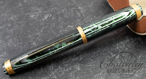 Bexley Golden Age "Waves" Arco Green Gold Trim Limited Edition Fountain Pen - Image 4