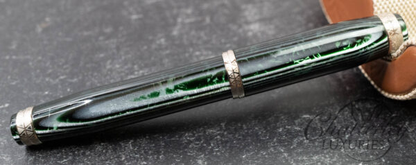 Bexley Golden Age "Triangles" Arco Green Silver Trim Limited Edition Fountain Pen - Image 4
