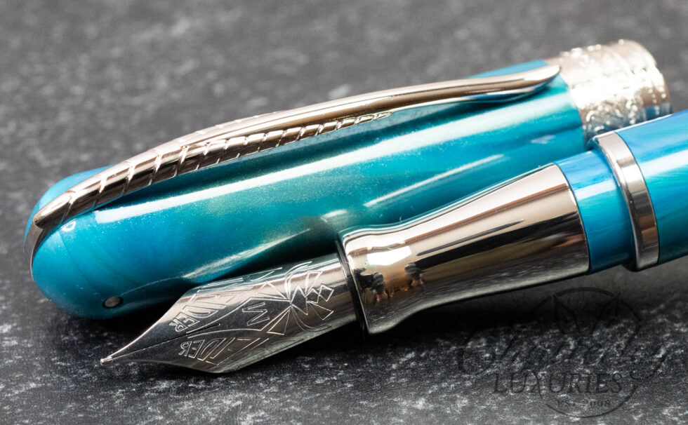 Pineider Avatar Abalone Green Fountain Pen