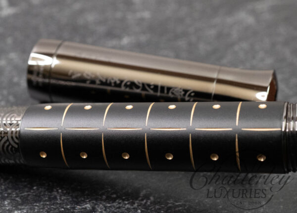 Graf von Faber-Castell Pen of the Year 2019 Samurai Black Elegance Fountain Pen - Image 8