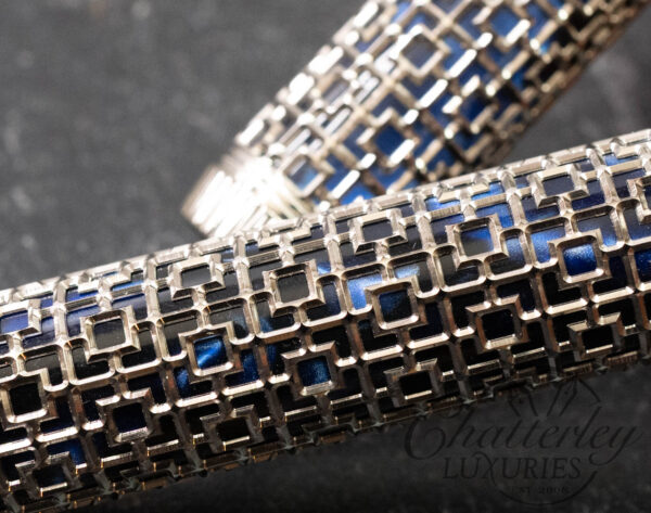 Chatterley/Visconti Limited Edition X/8 Palladium Skeleton Looking East Fountain Pen - Image 4