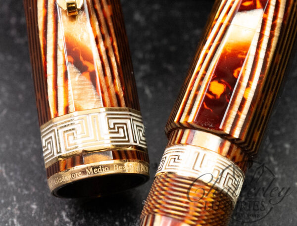 Armando Simoni Club Gladiatore Medio Bespoke 2020 Arco Bronze "Spina Di Pesce" Celluloid Fountain Pen - Image 6