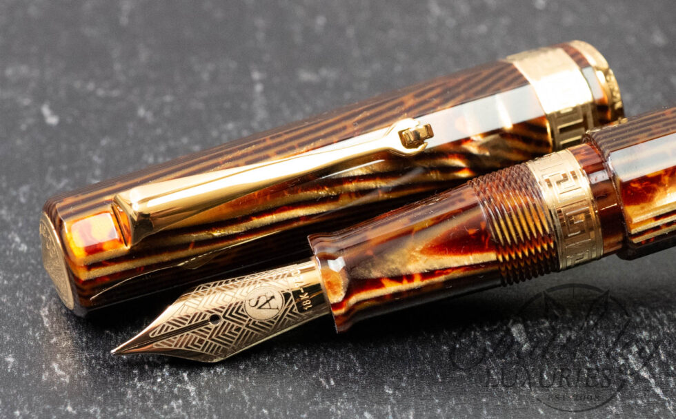 Armando Simoni Club Gladiatore Medio Arco Bronze Celluloid Fountain Pen