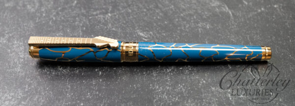 ST Dupont Line D Eternity Fender Blue Large Fountain Pen With Médiator Necklace - Image 3