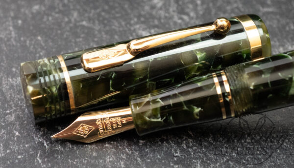 Conway Stewart Churchill Classic Green Fountain Pen