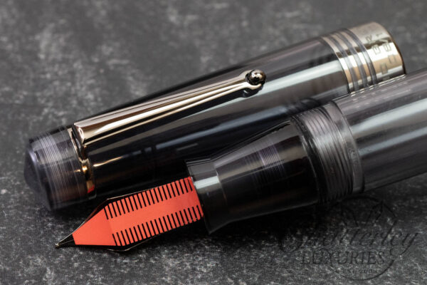 Maiora Chatterley Everest Grey Demonstrator Limited Edition Fountain Pen - Image 6