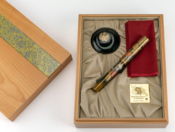 Namiki Emperor Blooming Flowers in Profusion (100 Flowers) Limited Edition Emperor Fountain Pen - Image 15