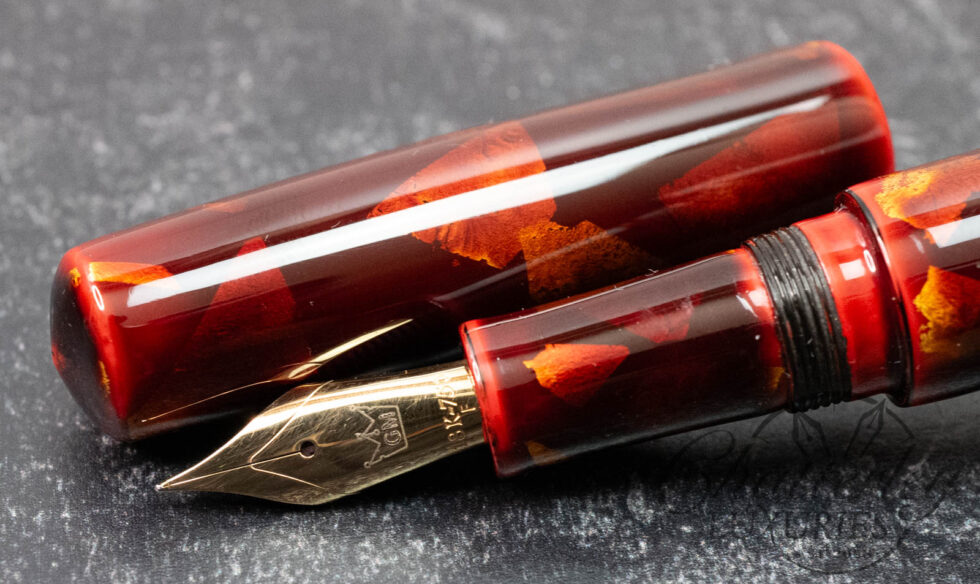 GM Custom Pens Maki-e Red & Gold Leaf Fountain Pen