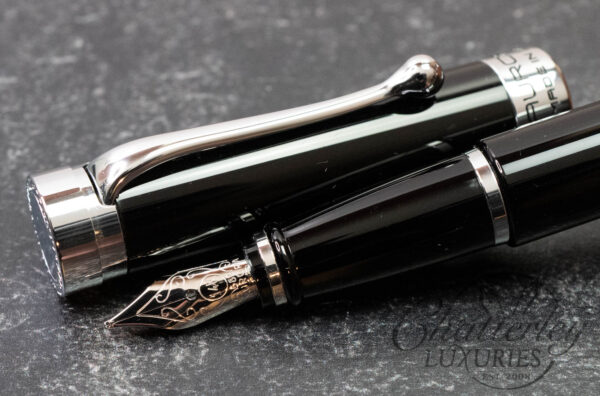 Aurora Cento TU Limited Edition Fountain Pen - Image 4