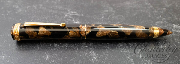 Delta 39+1 Limited Edition Celluloid Fountain Pen - Image 2