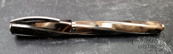 Visconti Divina Elegance Maxi Brown Fountain Pen - Image 2