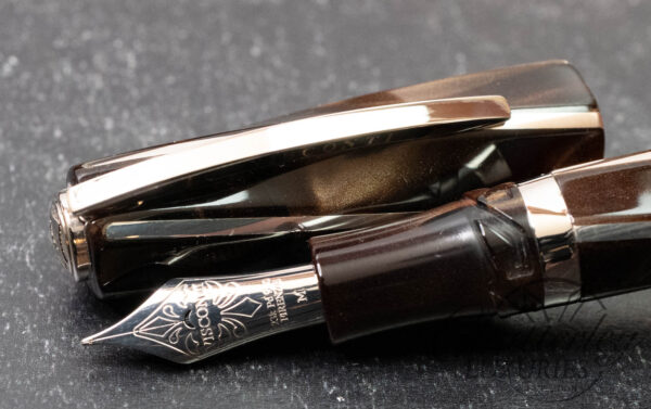 Visconti Divina Elegance Maxi Brown Fountain Pen
