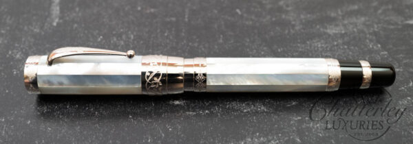 Montblanc Patron of Art Tribute to François 888 Solid Gold Limited Edition Fountain Pen - Image 2
