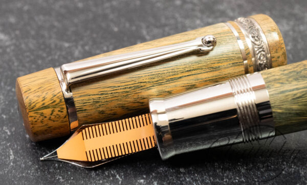 Chatterley Pens / Delta Vespucci Encore Wood Limited Edition Fountain Pen - Image 4