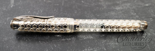 Pineider La Grande Bellezza Limited Edition Sugar White Honeycomb Fountain Pen - Image 2