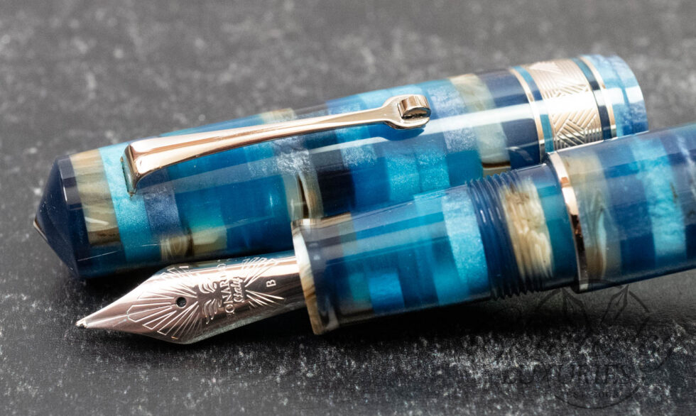 Leonardo Momento Zero Grande Mosaico Hawaii Fountain Pen
