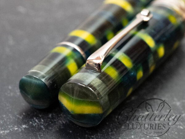 Leonardo Momento Zero Grande Mosaico Baobab Fountain Pen - Image 4