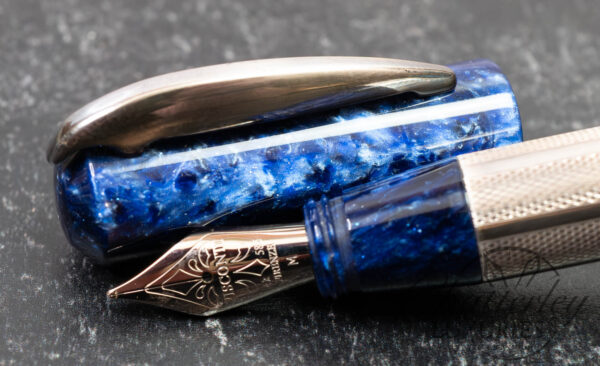 Visconti Rinascimento Blue Stardust Fountain Pen