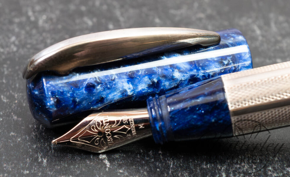 Visconti Rinascimento Blue Stardust Fountain Pen